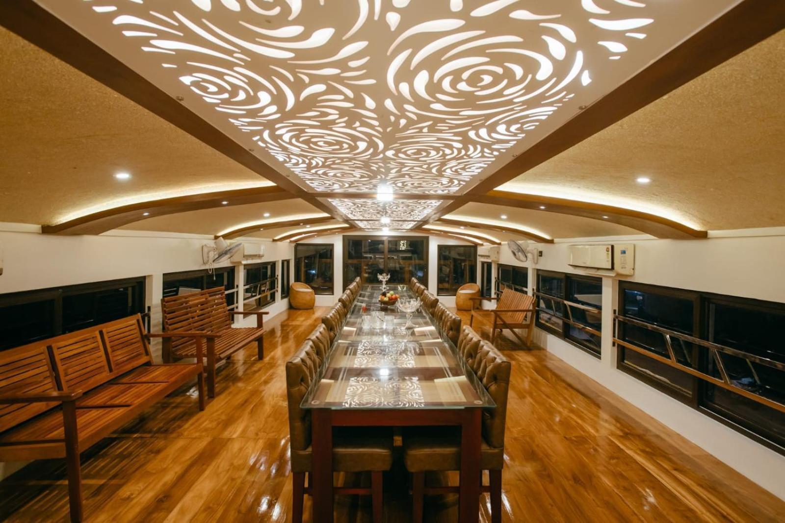 Alappuzha 舒适船屋酒店 外观 照片