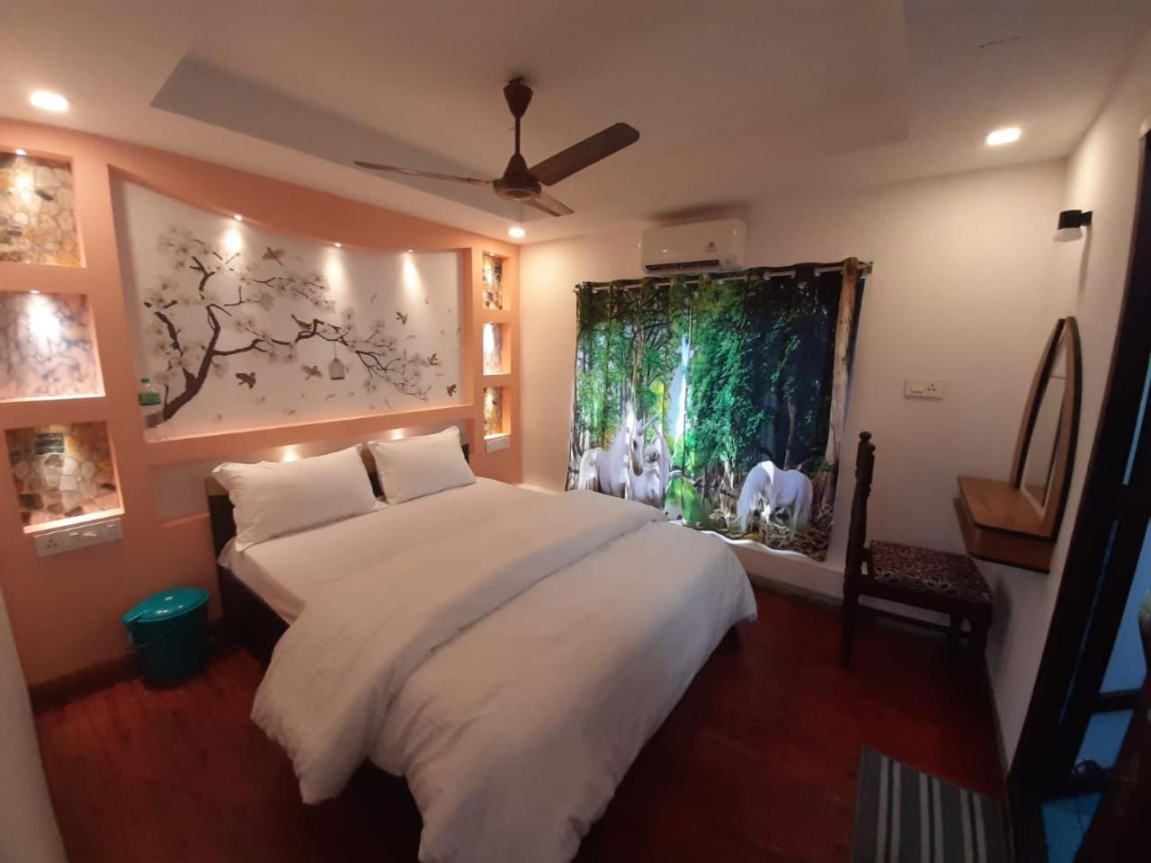 Alappuzha 舒适船屋酒店 外观 照片