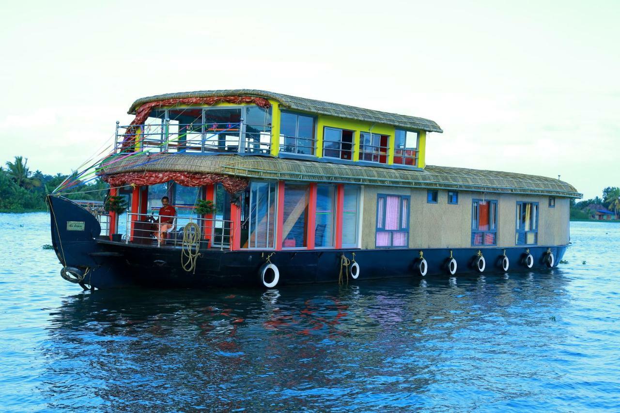 Alappuzha 舒适船屋酒店 外观 照片